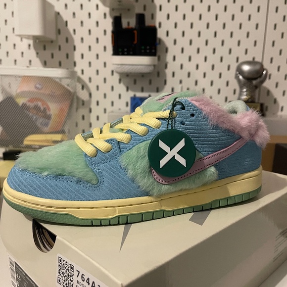 Nike SB Dunk Low - Picture 1 of 3